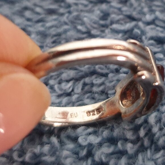 Elegant Baltic Amber 925 Sterling Silver Ring - Picture 9 of 9